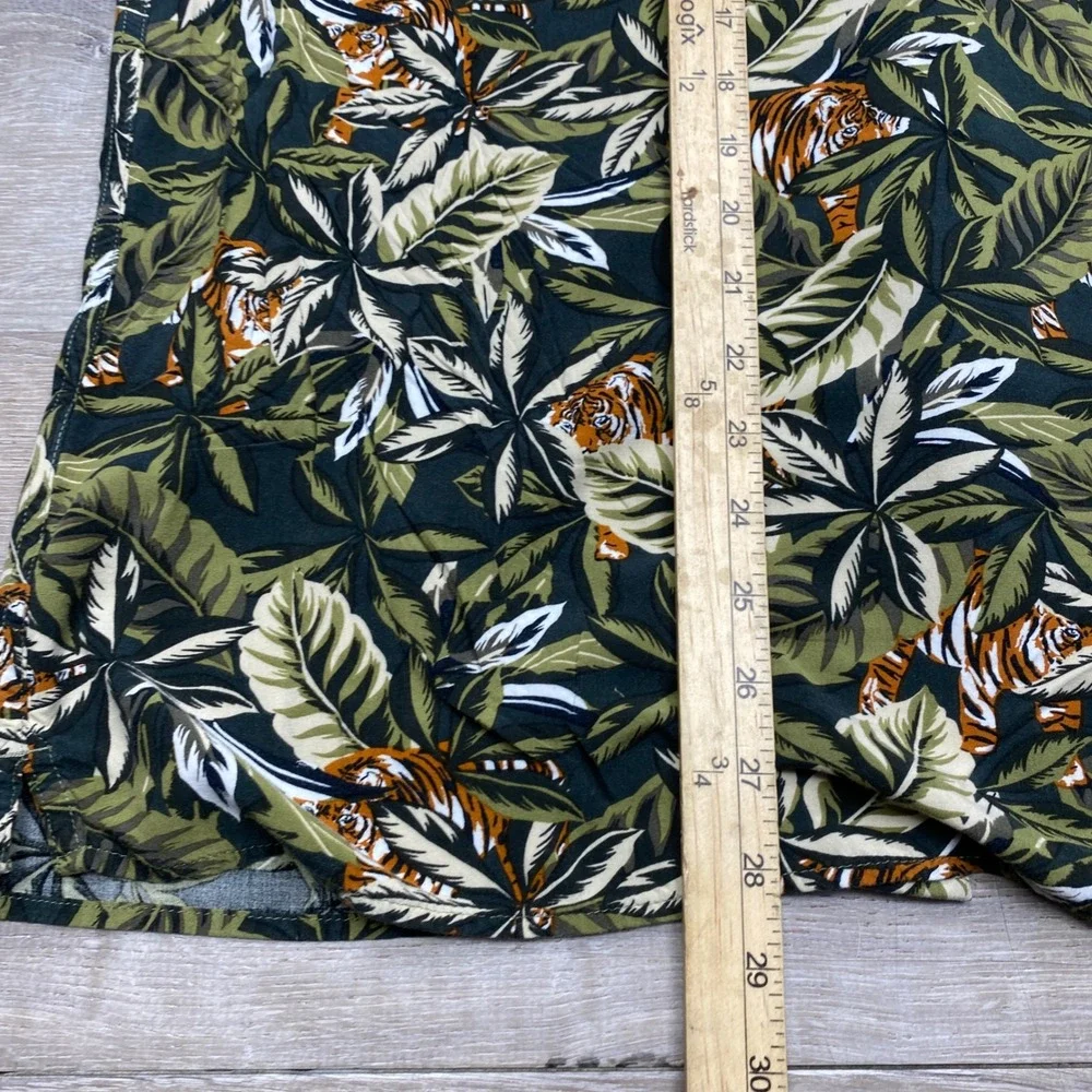 Banana Republic Shirt Men L Green Tiger Tropical Palm Camp Viscose Rayon Jungle